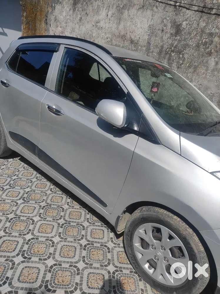 Hyundai Grand I10 2015 Diesel 21000 Km Driven
