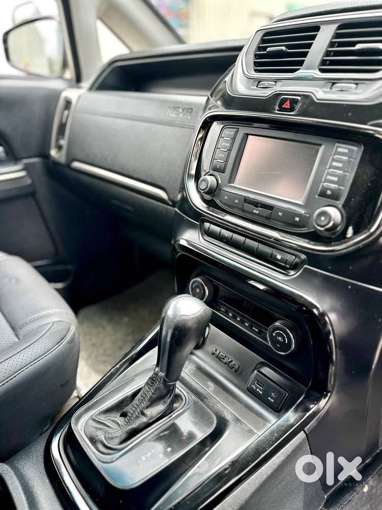Tata Hexa 2.2 Xta 4x2 7 Str Dual Tone, 2018, Diesel