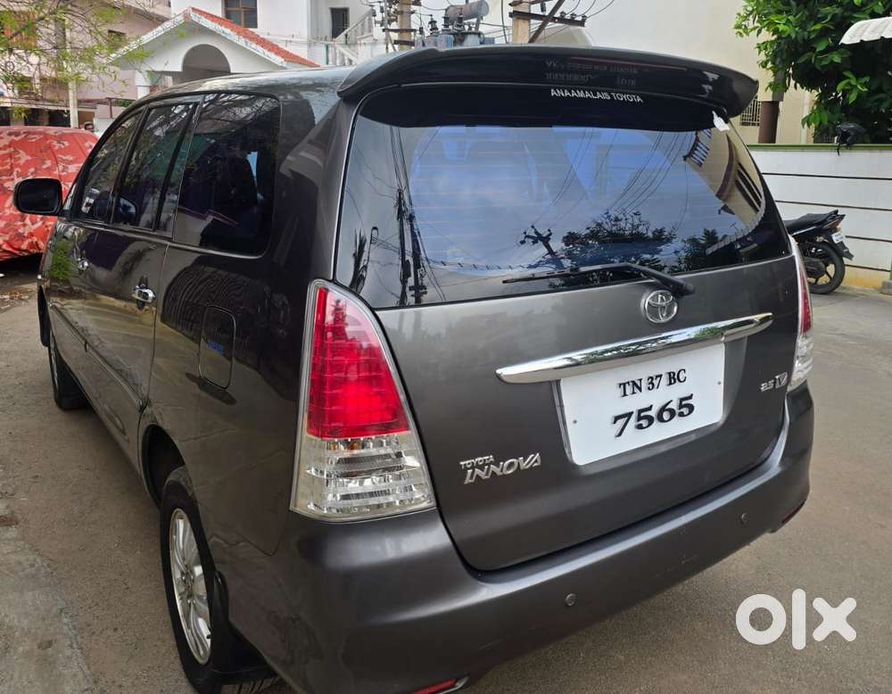 Toyota Innova 2.5 V 7 Str, 2009, Diesel