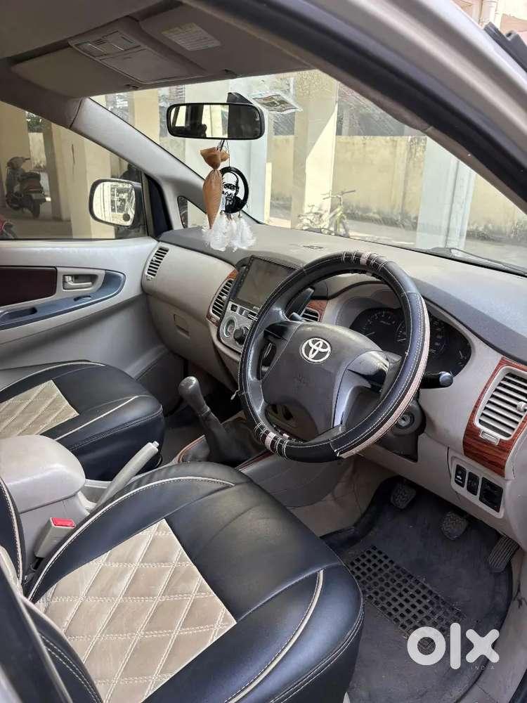 Toyota Innova 2012 Diesel Well Maintained