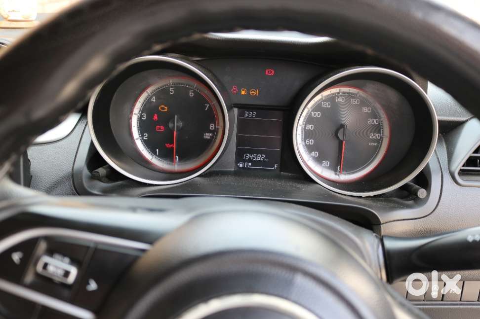 Maruti Suzuki Swift, 2021, Petrol