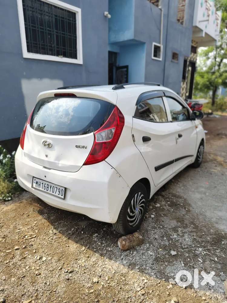 Hyundai Eon 2017. Exchange Me Dusri Gadi Bhi Chalengi
