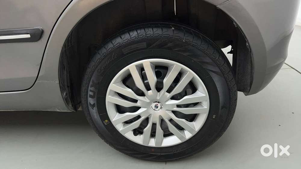 Maruti Suzuki Swift Vvt Vxi, 2015, Petrol