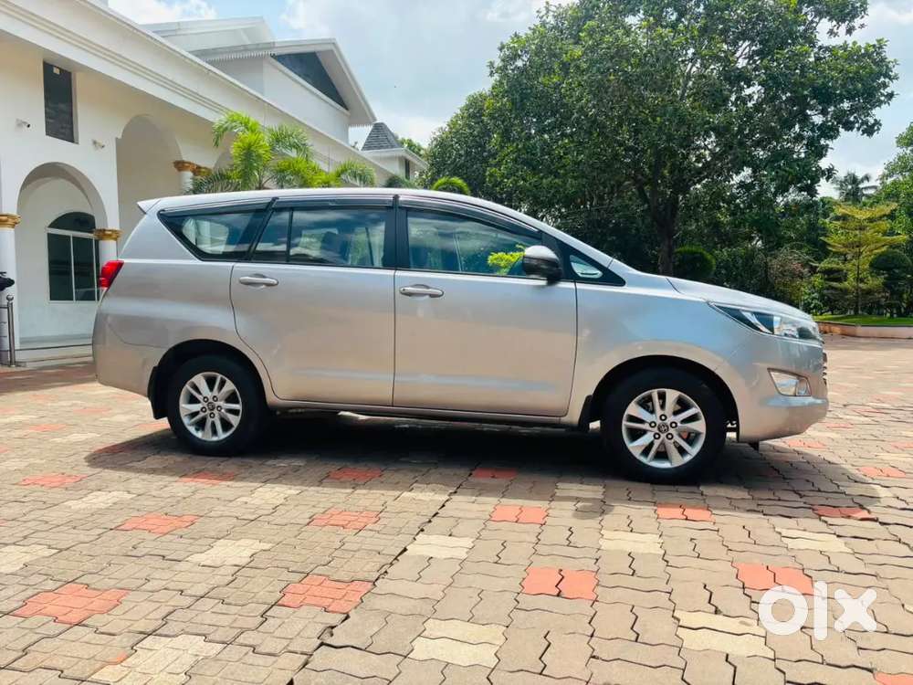 Toyota Innova Crysta 2018