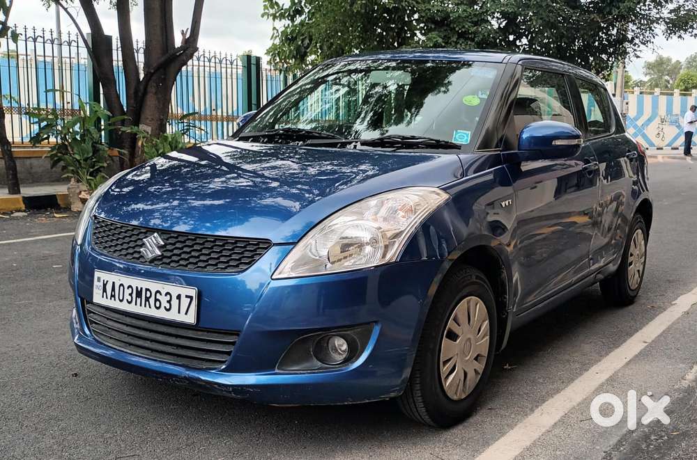 Maruti Suzuki Swift Vxi, 2012, Petrol