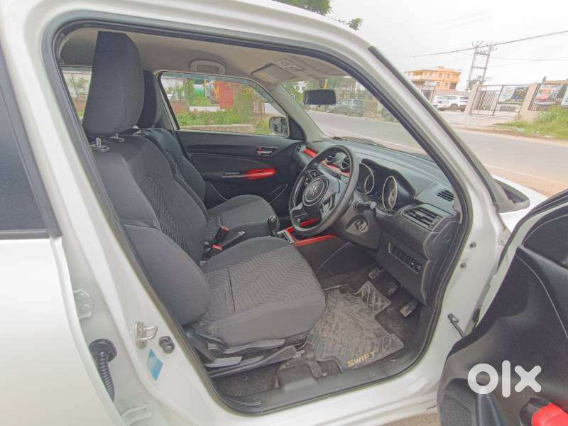 Maruti Suzuki Swift Vxi, 2018, Petrol