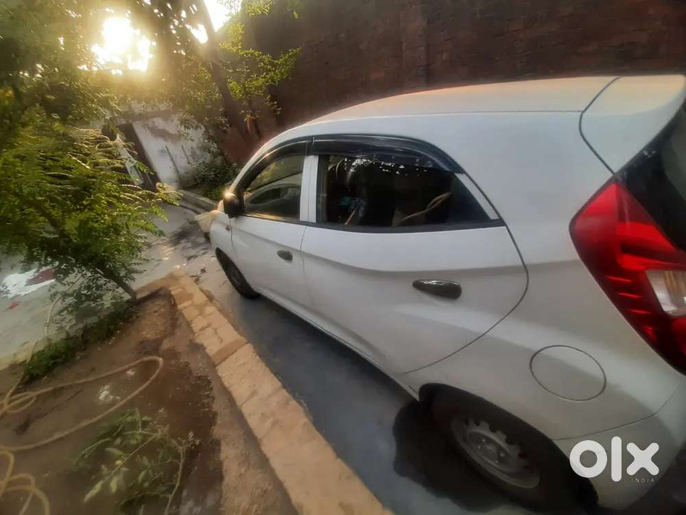 Hyundai Eon 2012 Petrol 16 Km Driven