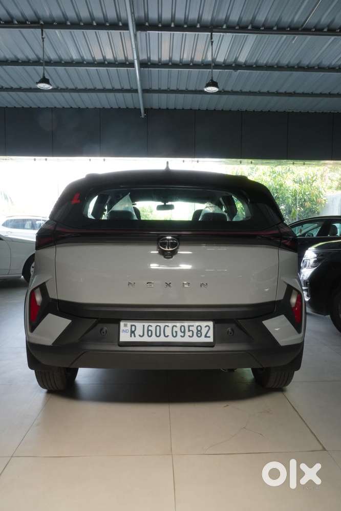 Tata Nexon Pure Plus (s) Petrol Amt, 2026, Petrol