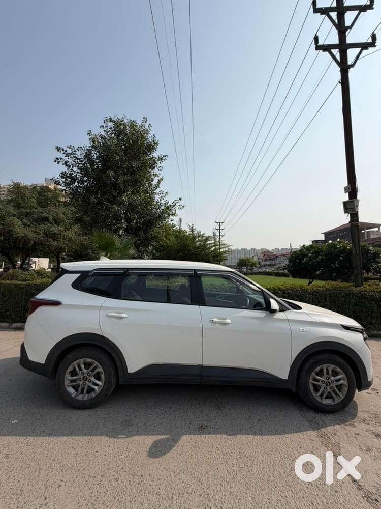 Kia Carens 2022 Petrol