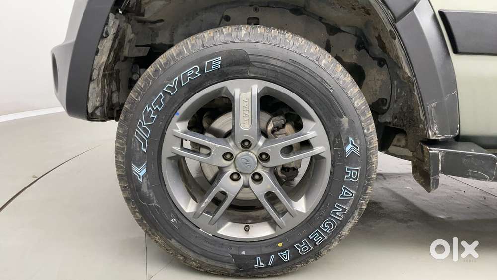 Mahindra Thar Lx Hard Top Petrol At Rwd, 2021, Petrol