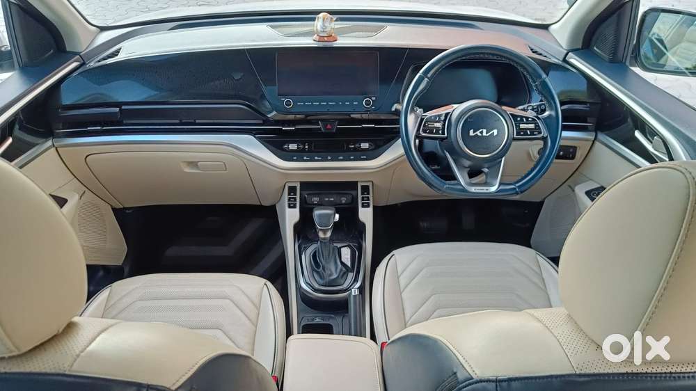 Kia Carens 1.5 Luxury Plus Diesel 6 Str, 2022, Diesel