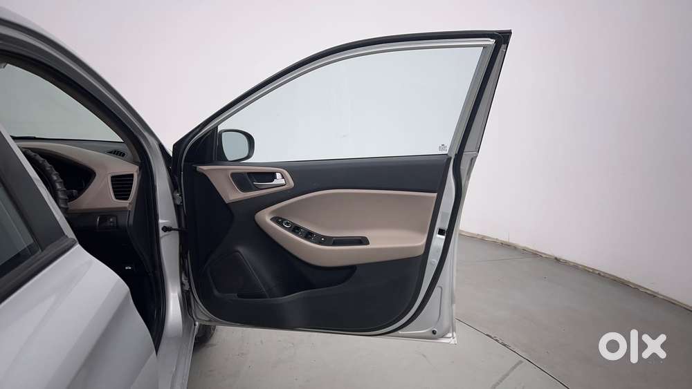Hyundai Elite I20 [ ] 1.2 Sportz, 2016, Petrol