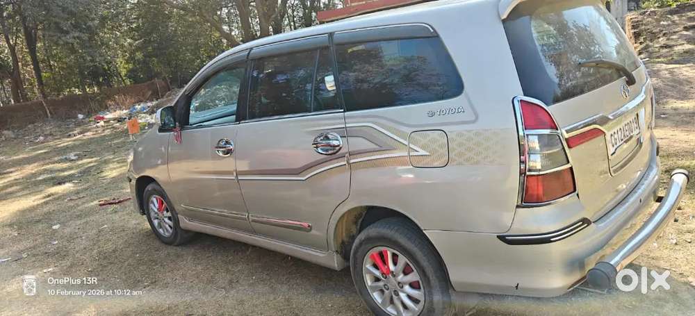 Toyota Innova 2013
