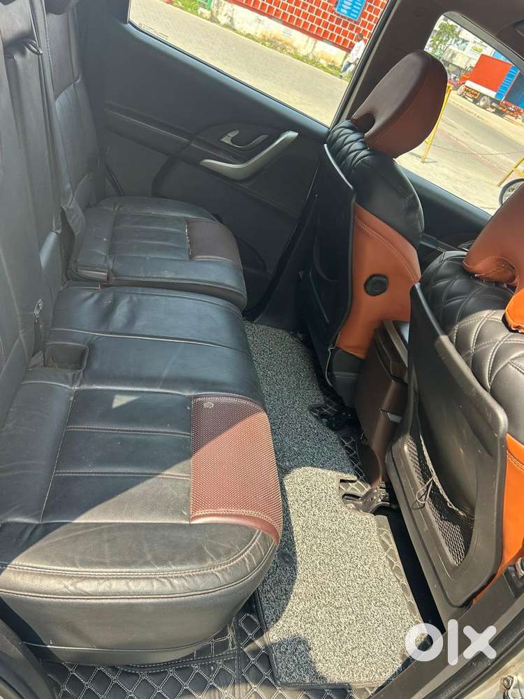 Mahindra Xuv500 W8, 2015, Diesel