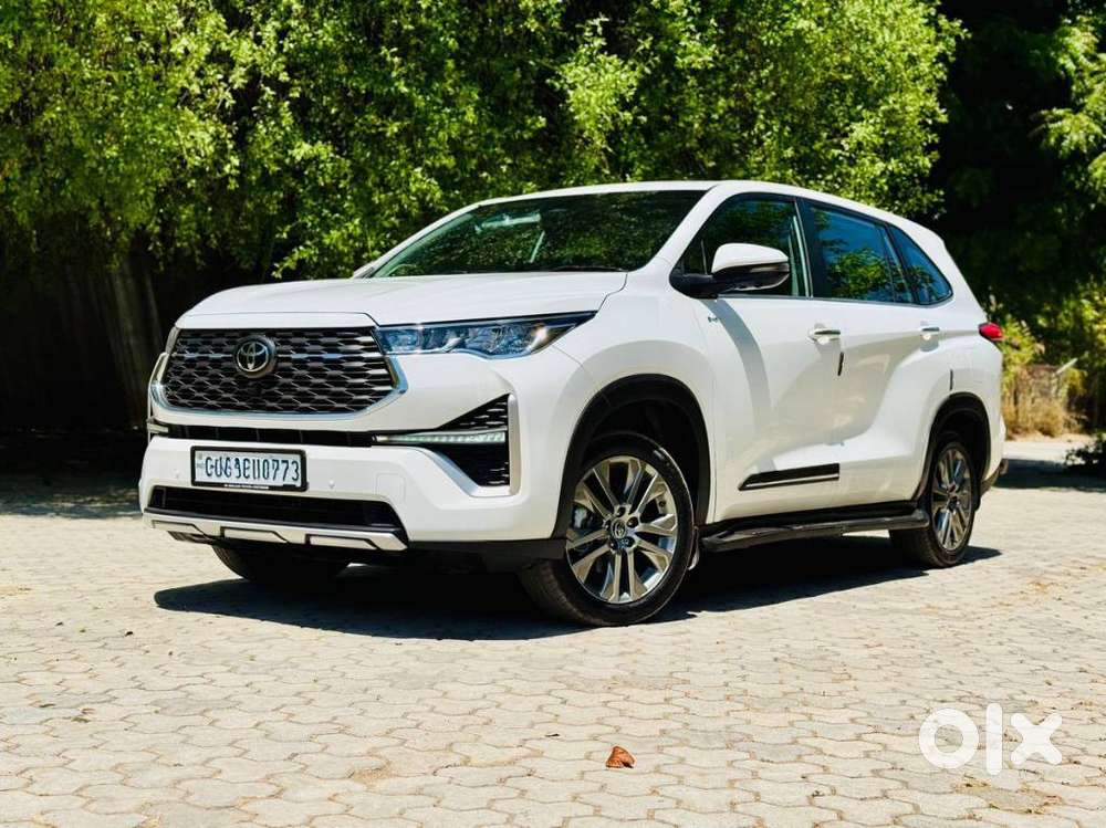 Toyota Innova Hycross 2.0 Zx (o) Hybrid 7 Str, 2026, Petrol