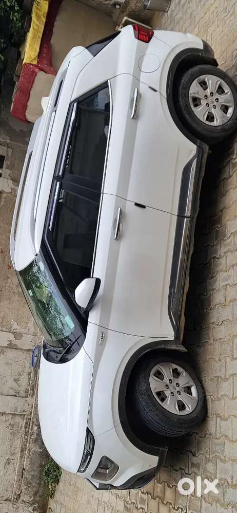 Hyundai Venue 2021 Cng & Petrol