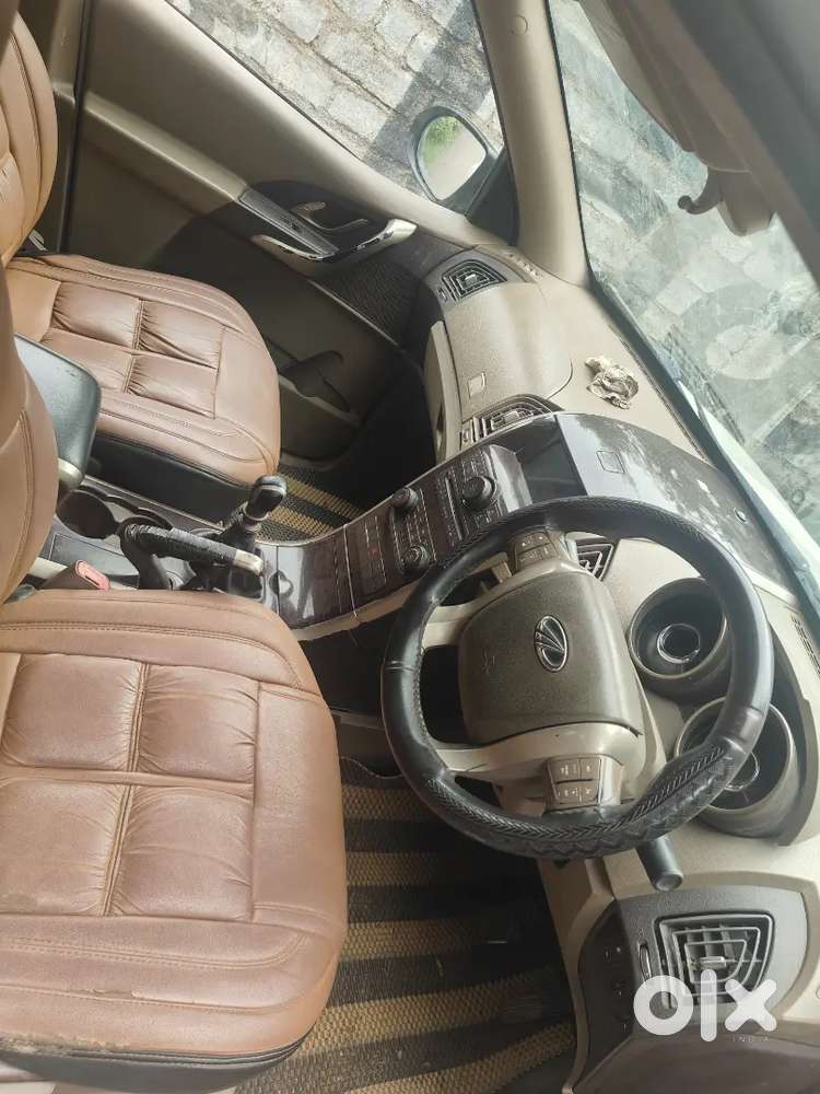 Mahindra Xuv500 2014 Diesel 100000 Km Driven