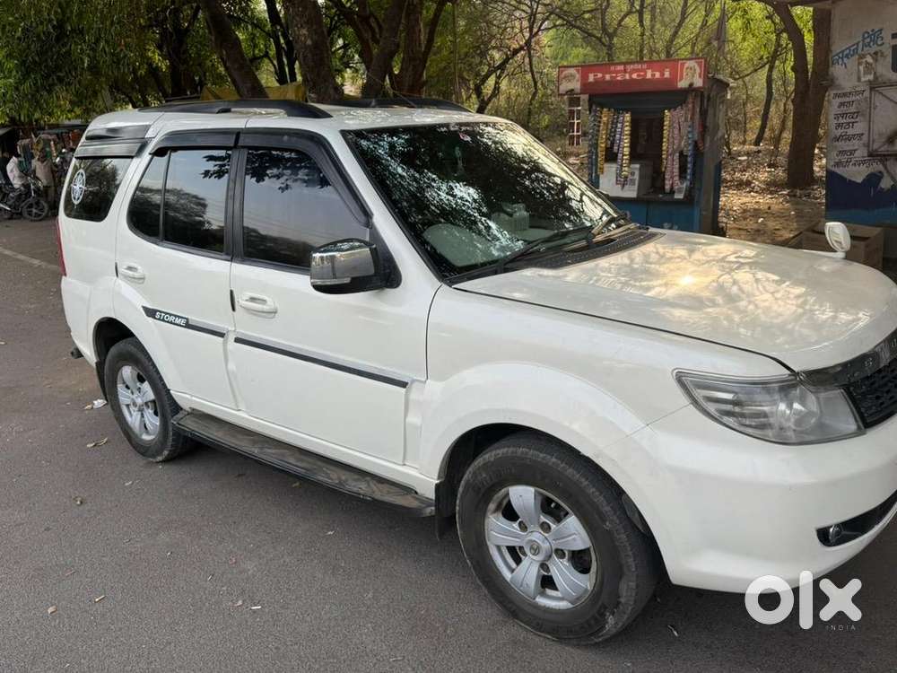 Tata Safari Storme 2013 Diesel Well Maintained
