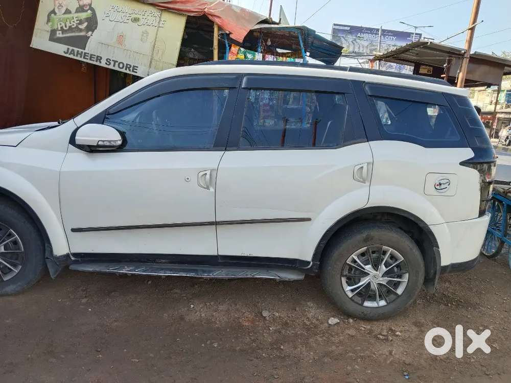 Mahindra Xuv500 2014 Diesel 120000 Km Driven