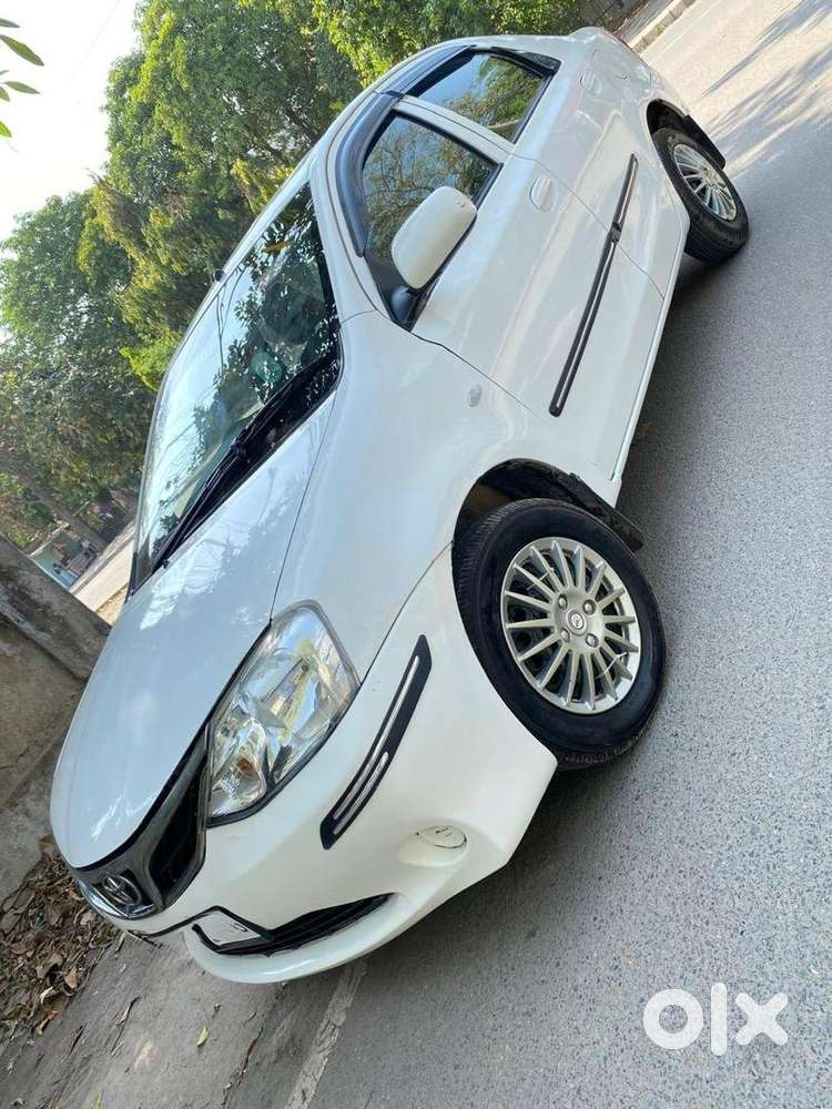 Toyota Etios 2016 Diesel 97000 Km Driven