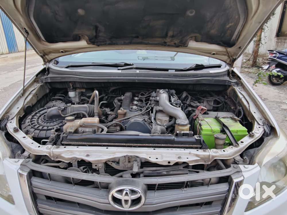 Toyota Innova [2013-2016] 2.5 G4 8 Str, 2014, Diesel