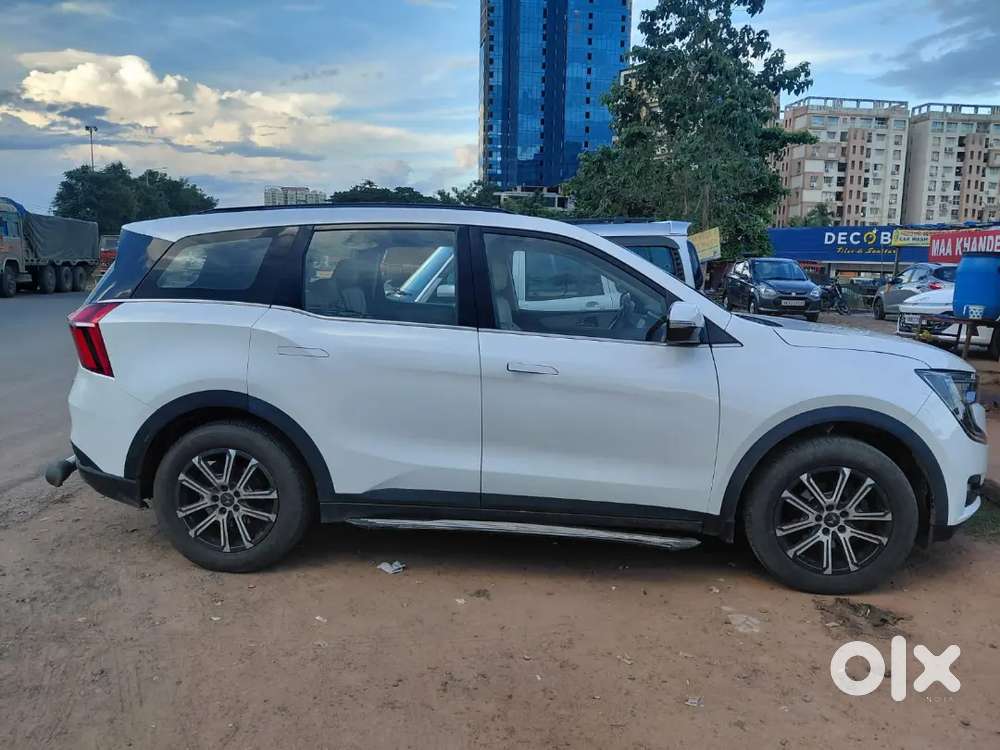 Good Condition Mentain Xuv 700 Top