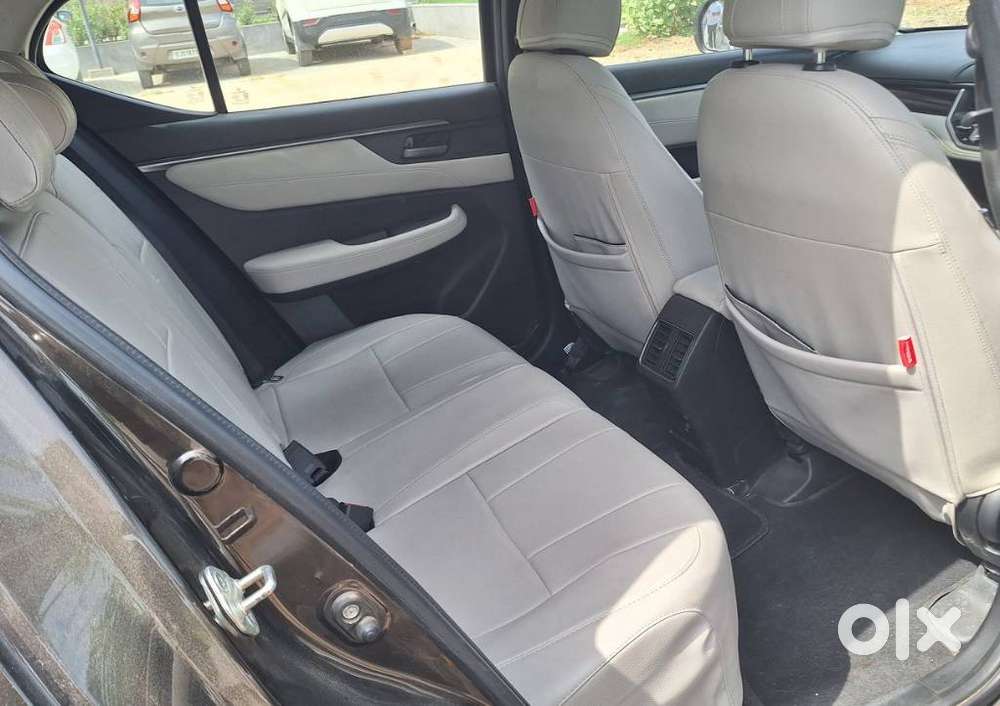 Honda Elevate Vx Mt, 2025, Petrol