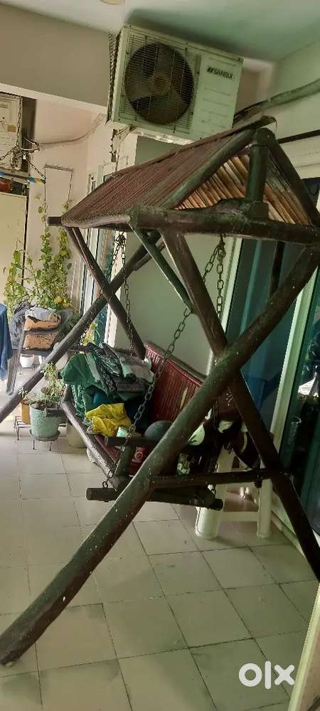 Jhula swing with free paint