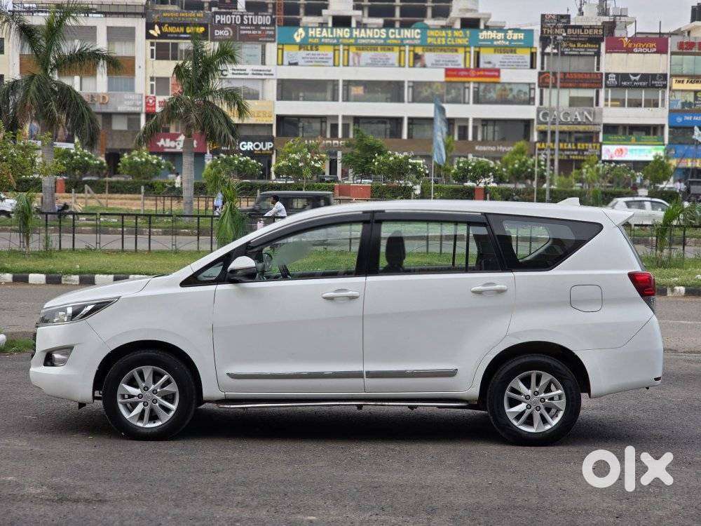 Toyota Innova Crysta 2.8 Gx At 7 Str, 2020, Diesel