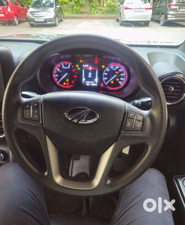 Mahindra Thar Lx 4-str Convertible Mt, 2022, Diesel