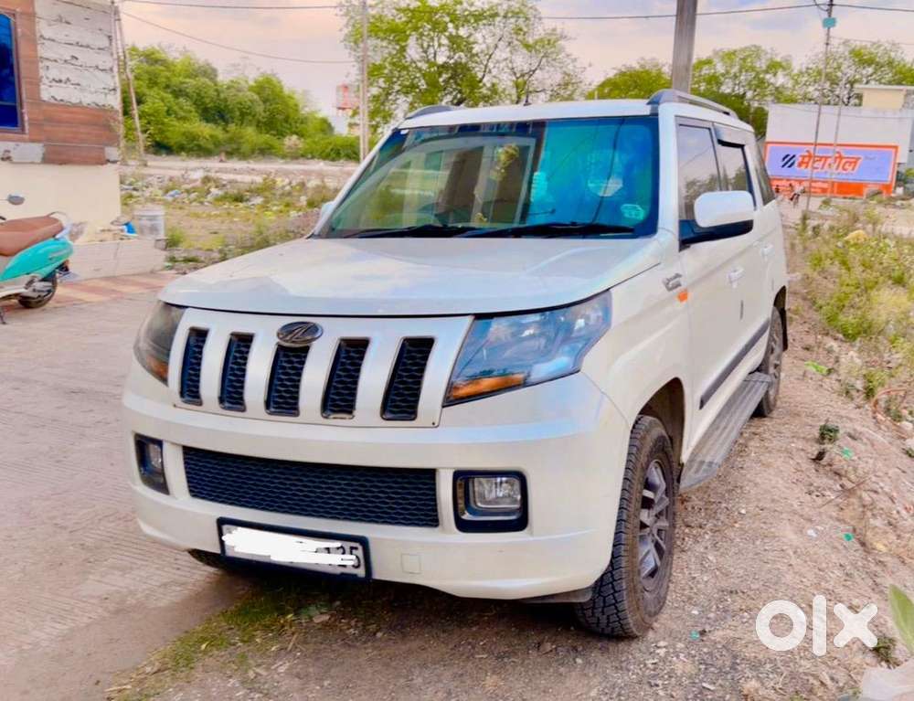 Mahindra Tuv 300 2018 Diesel Well Maintained