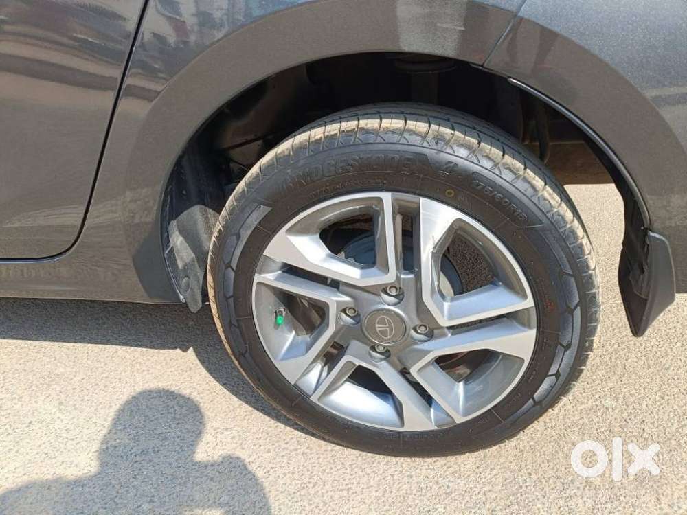 Tata Tiago 1.2 Revotron Xza, 2023, Petrol