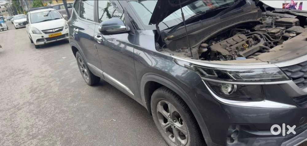 Kia Seltos 2022 Petrol Well Maintained Under Warranty