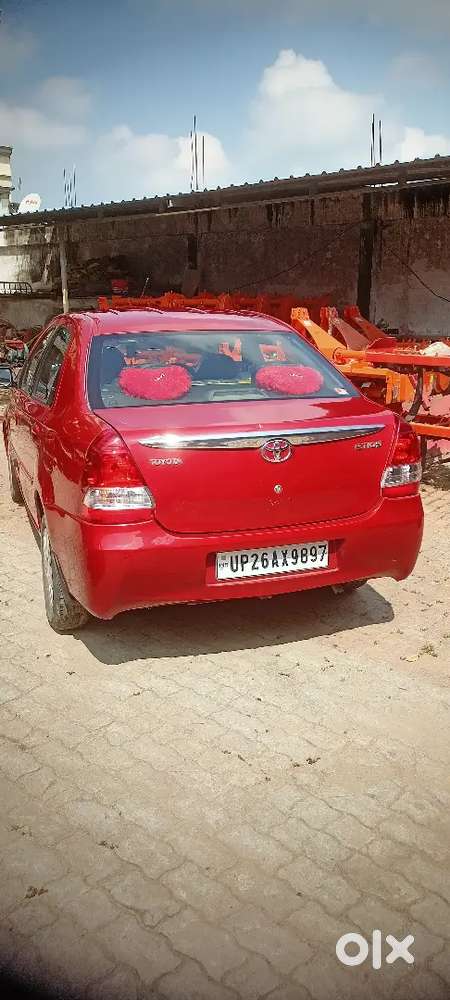 Toyota Etios Petrol 2011 100000km Driven