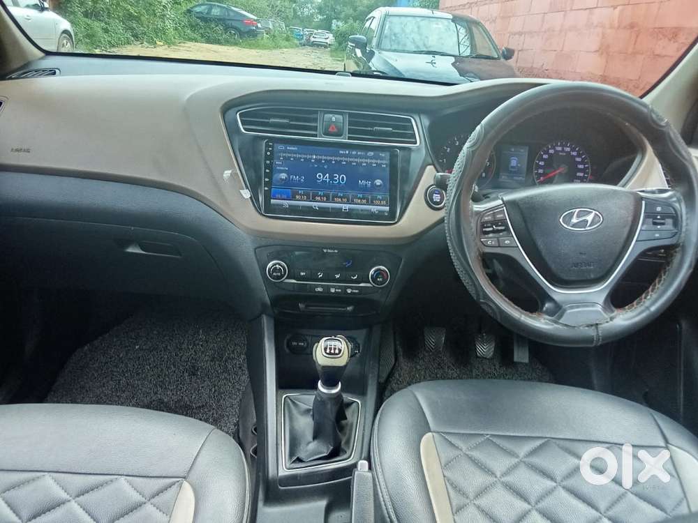 Hyundai I20 Asta (o) 1.2 Mt, 2019, Petrol