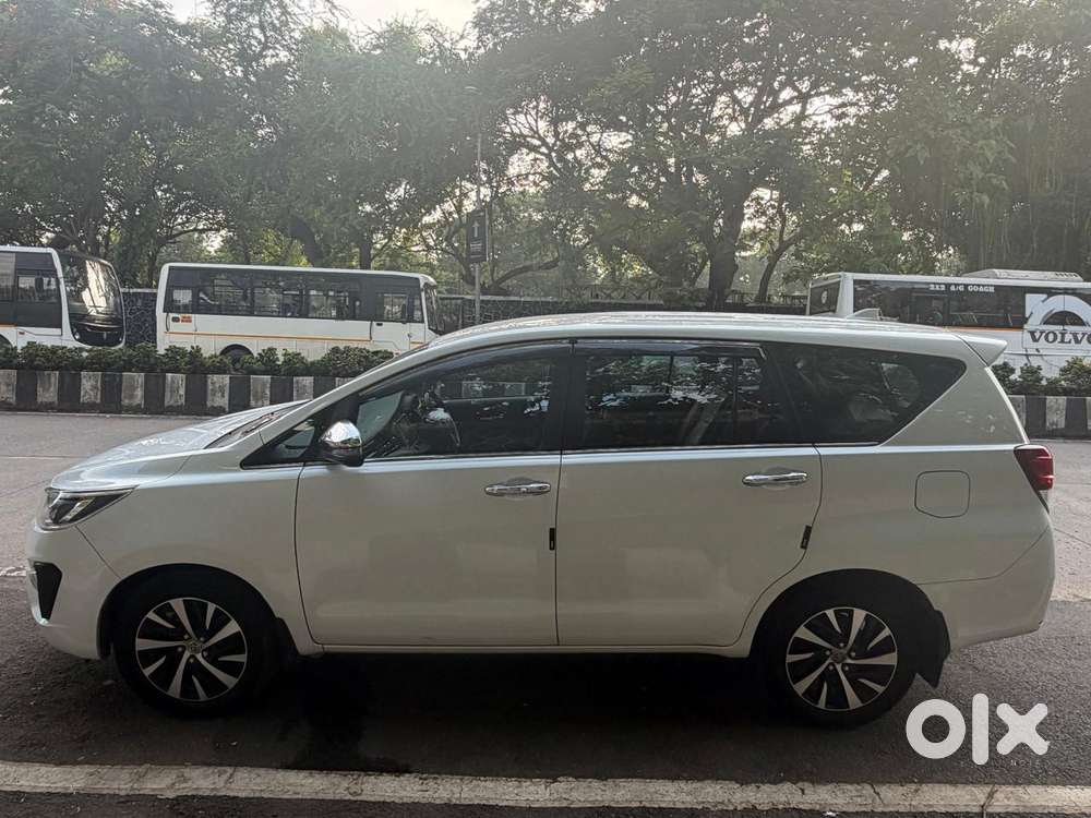 Toyota Innova Crysta [2020-ongoing] 2.7 Zx At 7 Str, 2022, Petrol