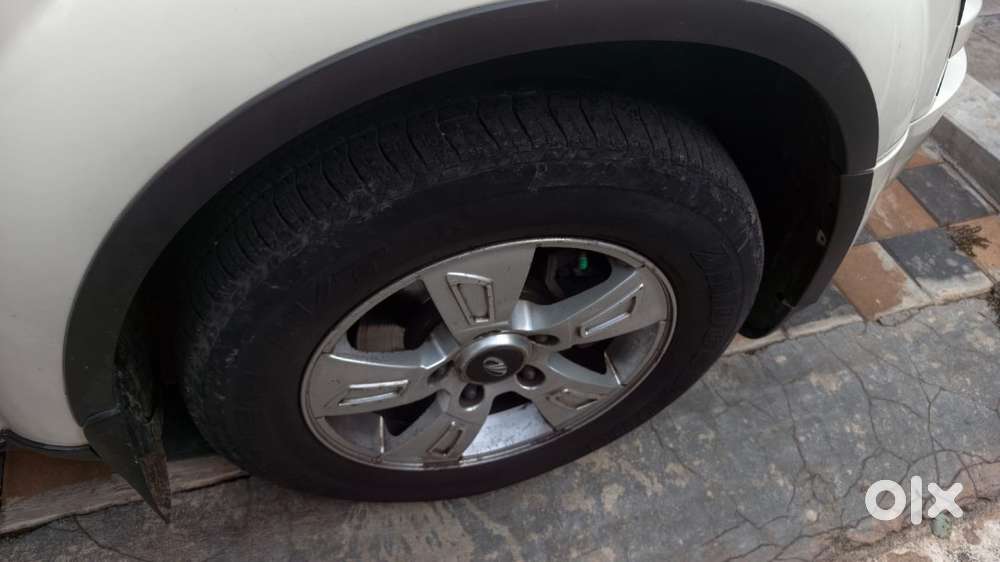 Mahindra Xuv500 Single Owner 151000 Km Driven
