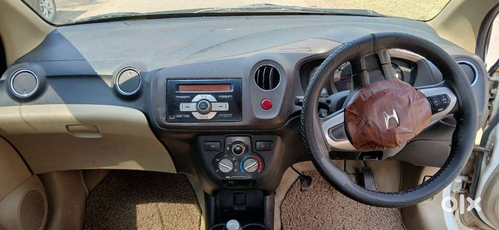 Honda Brio Vx Mt, 2011, Petrol