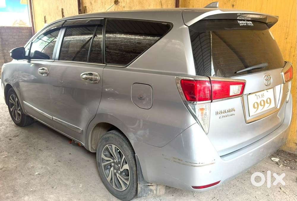Toyota Innova Crysta Diesel 2022