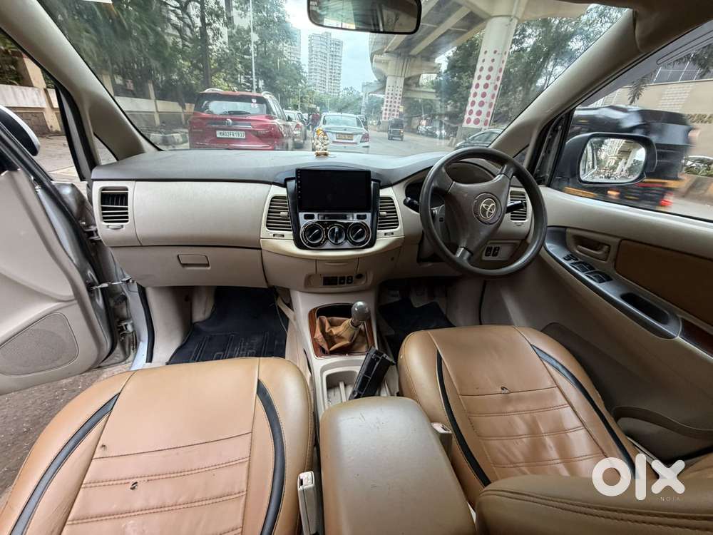 Toyota Innova 2.5 G (diesel) 8 Seater Bs Iv, 2005, Diesel