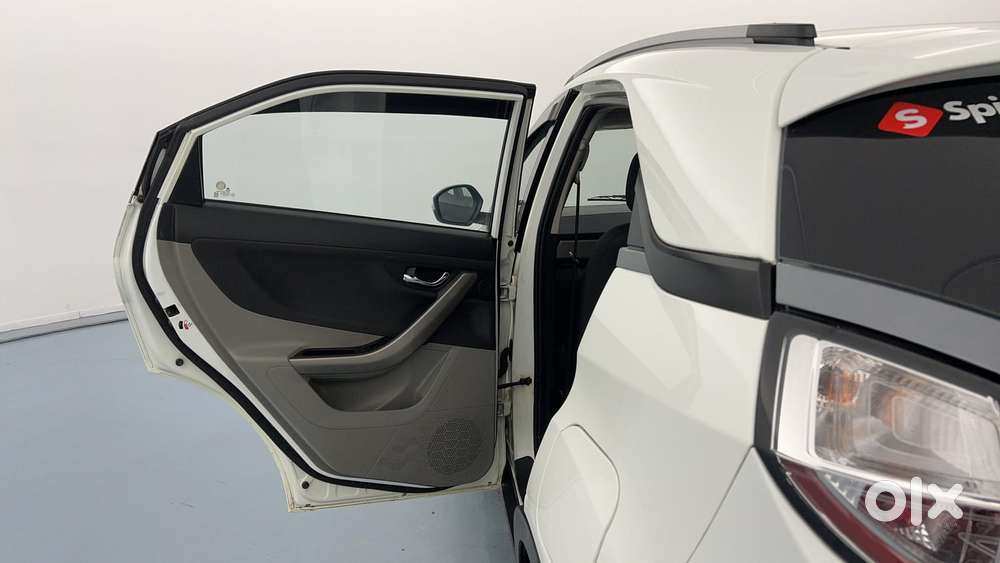 Tata Nexon 1.5 Revotorq Xza Plus, 2018, Diesel