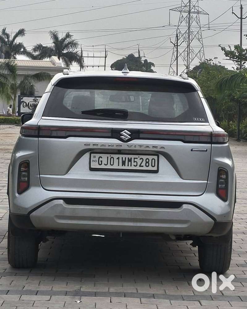 Maruti Suzuki Grand Vitara 1.5 Alpha Smart Hybrid, 2023, Petrol