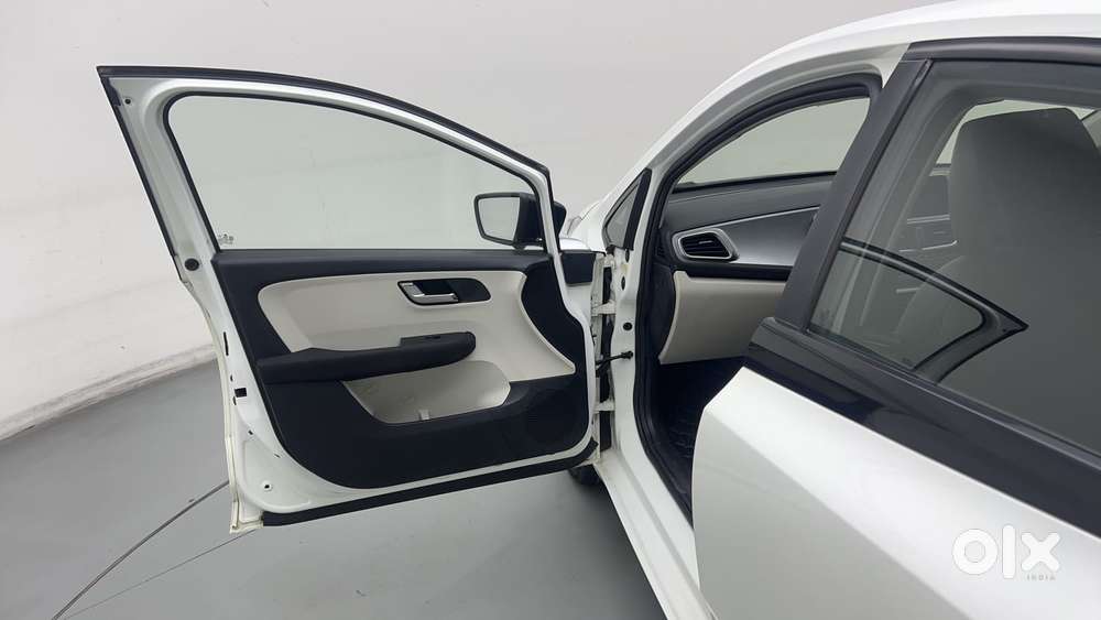 Tata Altroz 1.2 Xz Plus I-turbo, 2022, Petrol