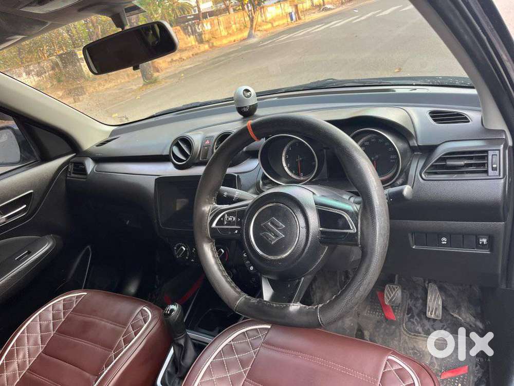 Maruti Suzuki Swift Vxi + Manual, 2022, Petrol
