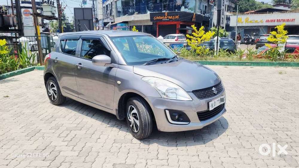 Maruti Suzuki Swift Lxi Optional-o, 2017, Petrol