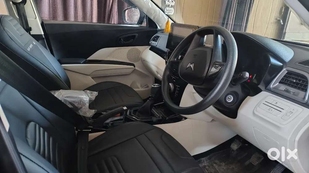 Mahindra Xuv 3xo Petrol Manual 2025