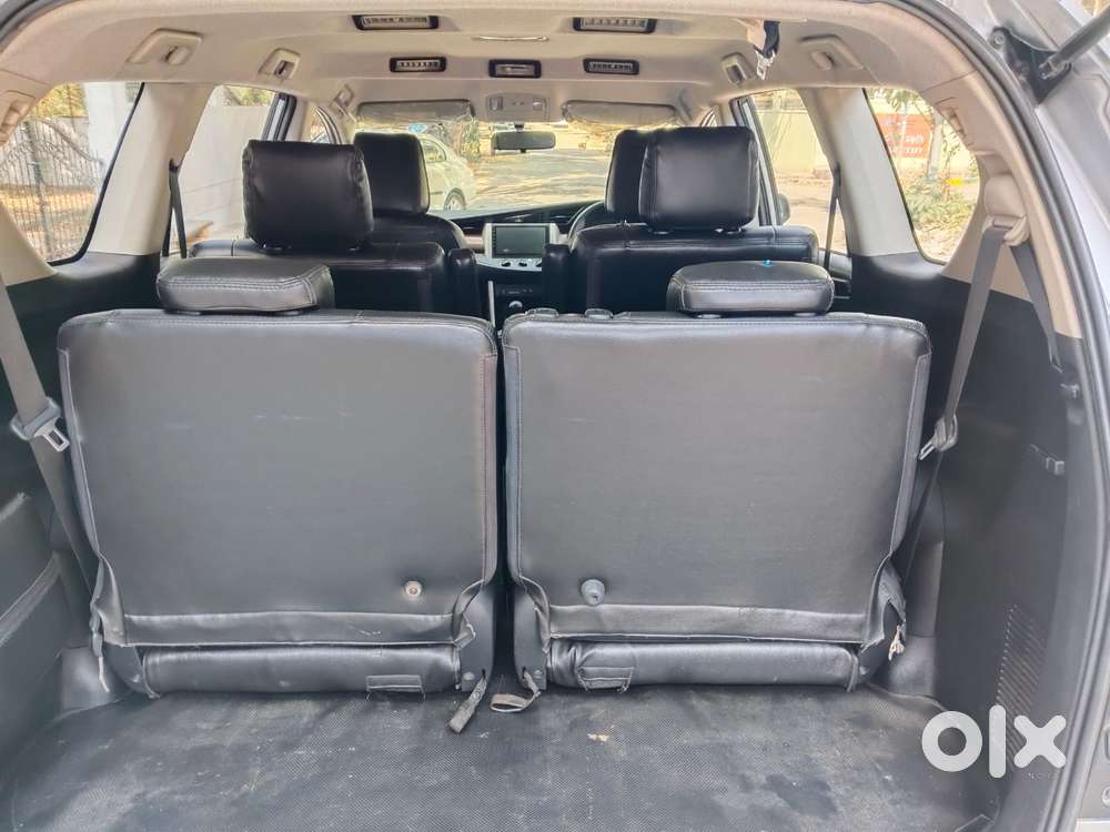 Toyota Innova Crysta 2.4 G Mt, 2016, Diesel