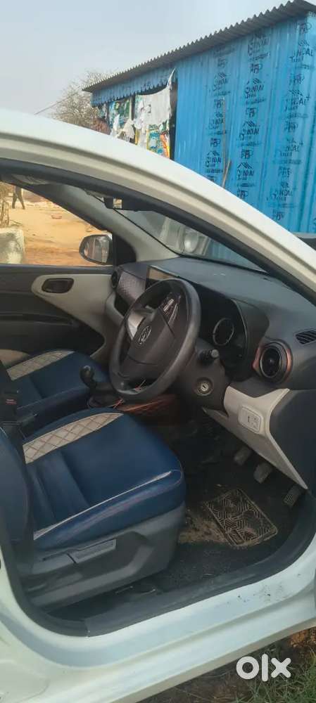 Hyundai Aura Cng