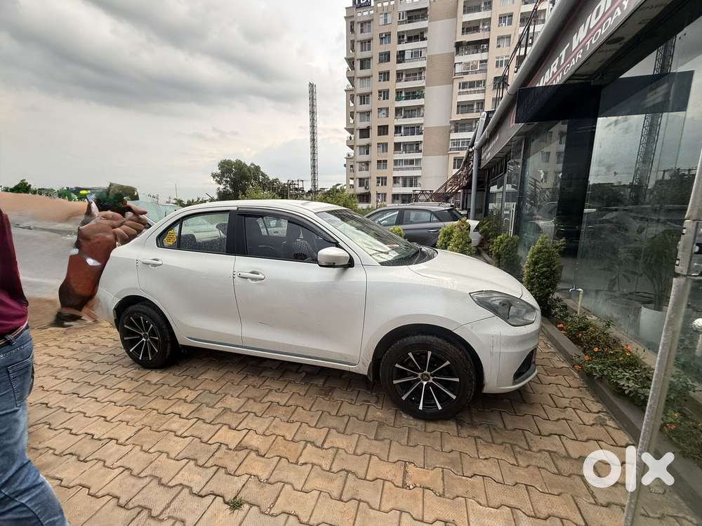 Maruti Suzuki Swift Dzire Vxi Optional, 2023, Petrol