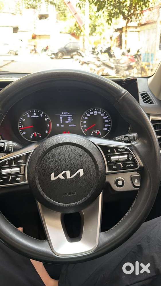 Kia Petrol Car 2023